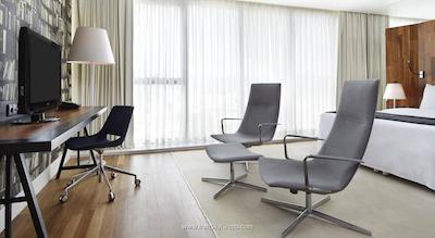 هالیدی این تفلیس