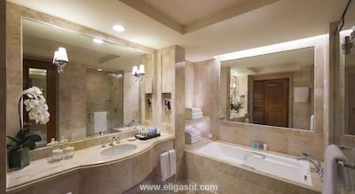 کنراد سنتنیال سنگاپور