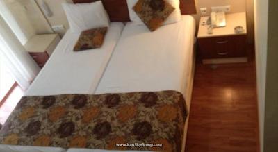 لارا دینک هتل