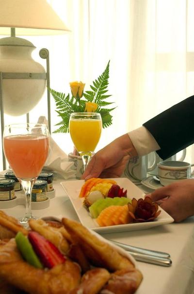 کرون پلازا دبی شیخ زائد