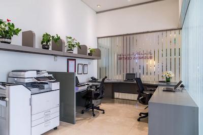 کرون پلازا دبی شیخ زائد