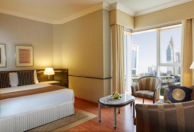 کرون پلازا دبی شیخ زائد