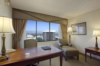 هیلتون وودلند هیلز