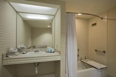 هیلتون وودلند هیلز