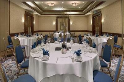 هیلتون وودلند هیلز