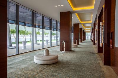 کرون پلازا دبی فستیوال سیتی