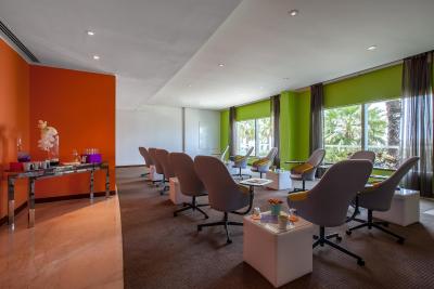 کرون پلازا دبی فستیوال سیتی