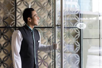 کرون پلازا دبی فستیوال سیتی