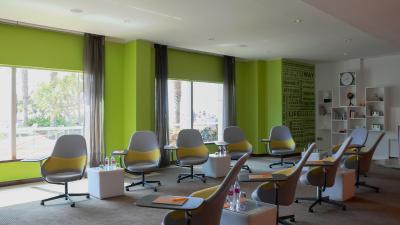 کرون پلازا دبی فستیوال سیتی