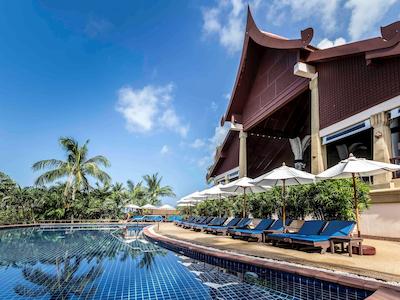 نووتل پوکت ریزورت