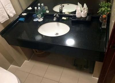 سوپر هاوس اینترنشنال