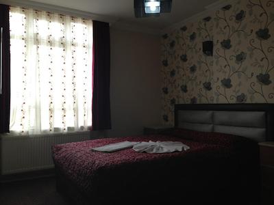 اتاپ بولوار