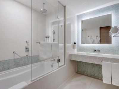 سوئیسوتل لیوینگ الغریر