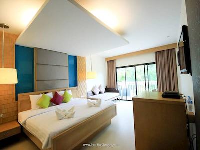 تیپا ریزورت