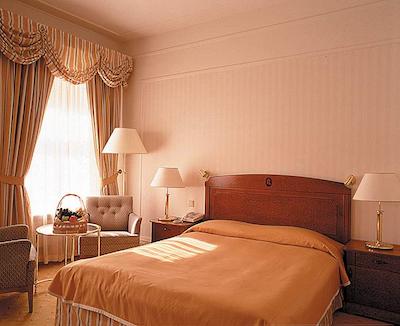 بلومند گرند هتل یوروپ