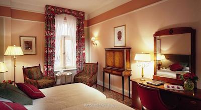 بلومند گرند هتل یوروپ