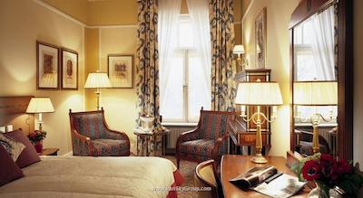 بلومند گرند هتل یوروپ