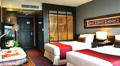 ای-وان بانکوک هتل