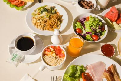 پیناکل لومپاین پارک هتل