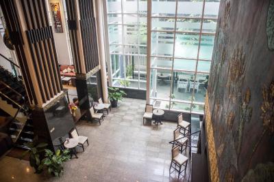 پیناکل لومپاین پارک هتل