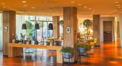 رادیسون بلو ایوریا