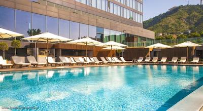 رادیسون بلو ایوریا