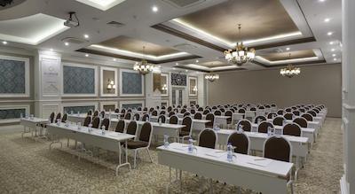 کارمیر ریزورت اند اسپا