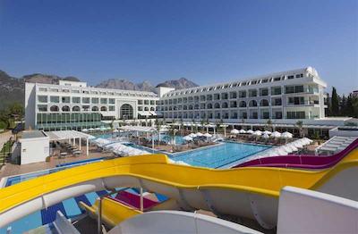 کارمیر ریزورت اند اسپا