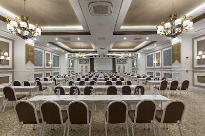 کارمیر ریزورت اند اسپا