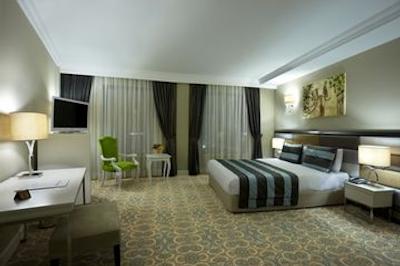 تکسیم اسکوئر هتل