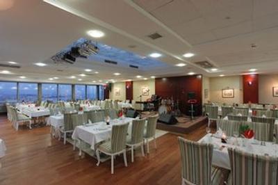 تکسیم اسکوئر هتل