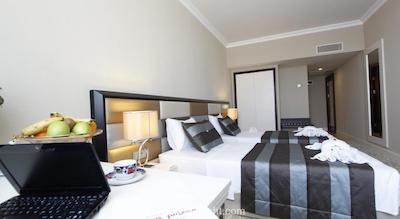 تکسیم اسکوئر هتل