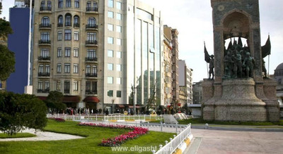 تکسیم اسکوئر هتل