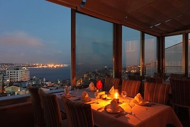 تکسیم اسکوئر هتل
