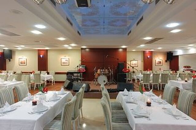 تکسیم اسکوئر هتل
