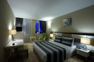 تکسیم اسکوئر هتل