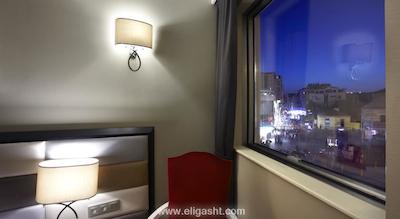 تکسیم اسکوئر هتل