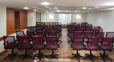 تکسیم اسکوئر هتل