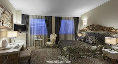 تکسیم اسکوئر هتل