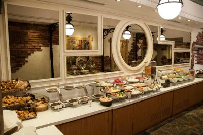 پرا تولیپ هتل