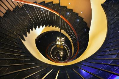 پرا تولیپ هتل