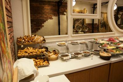 پرا تولیپ هتل