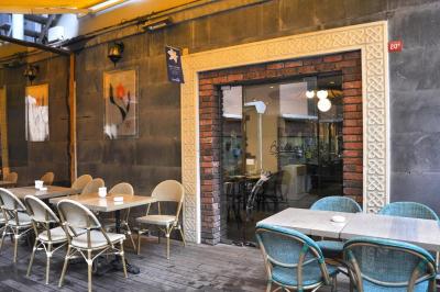 پرا تولیپ هتل