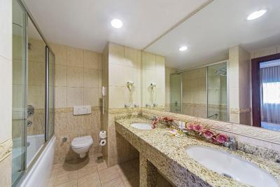 آرتز هتل استانبول تکسیم