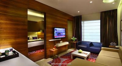 پارک پلازا شاهدارا