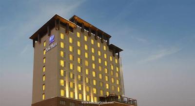 پارک پلازا شاهدارا