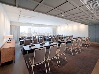 پولمن بانکوک هتل جی