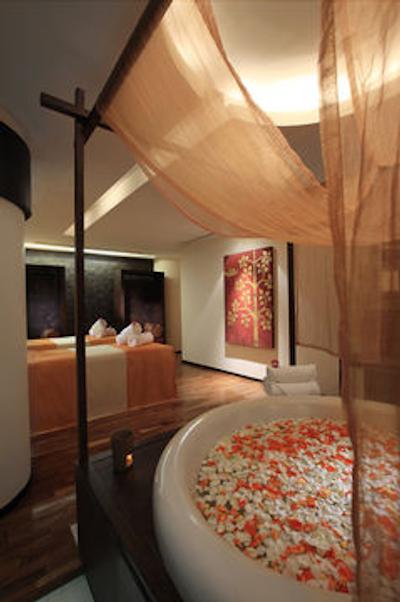 پولمن بانکوک هتل جی