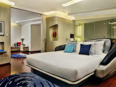 باراکودا پاتایا-ام گالری بای سوفیتل