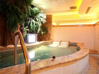 کینگ وینگ هات اسپرینگ هتل بیجینگ